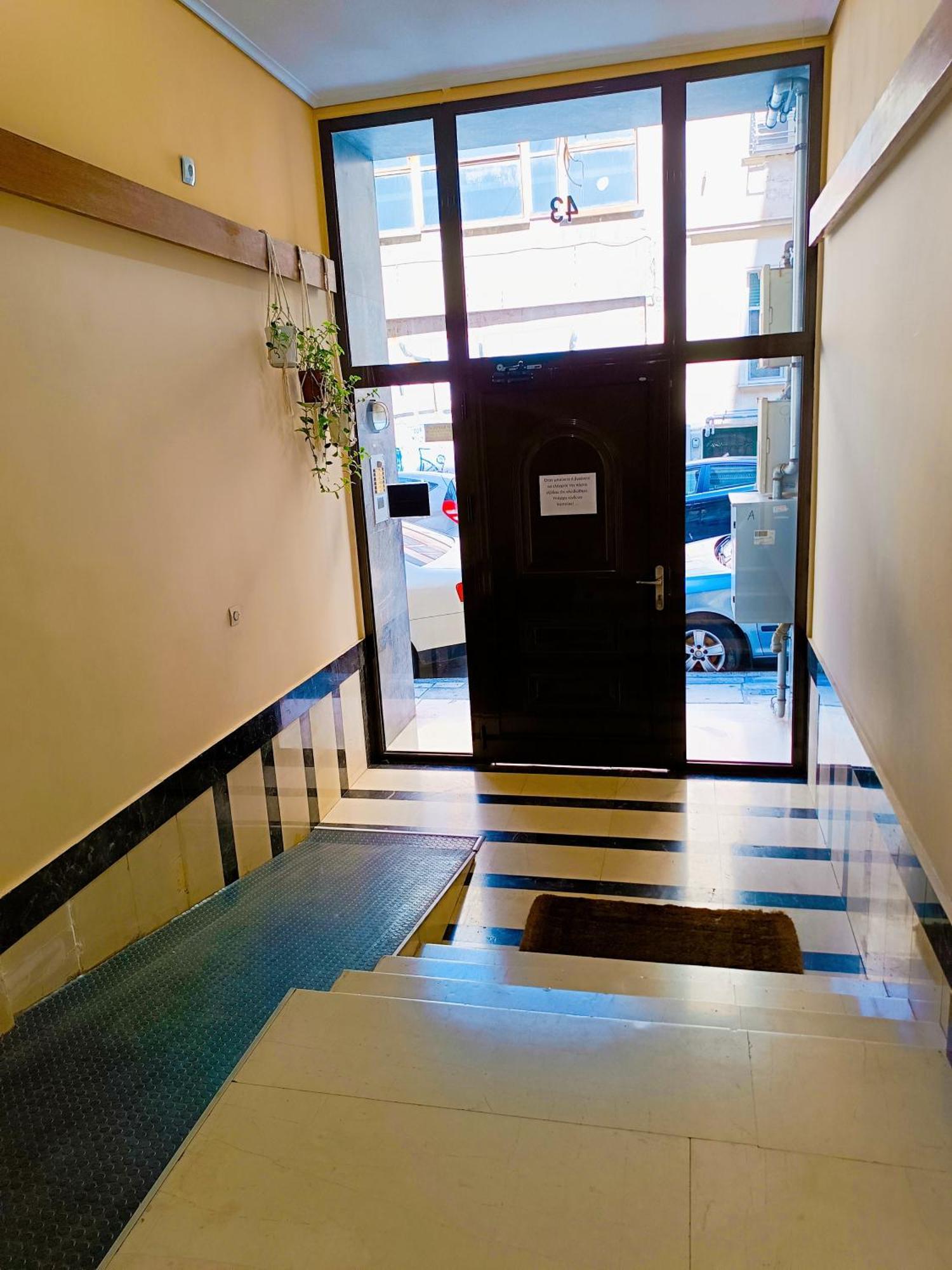 Cozy Apartment In アテネ エクステリア 写真
